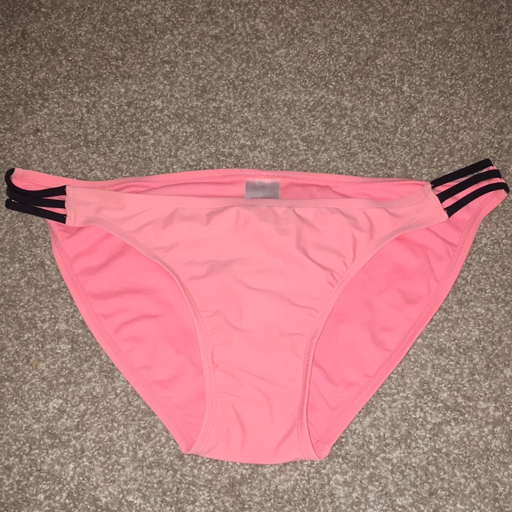 Bathing suit bottoms